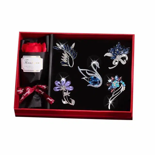 缔晶 浪漫奢华紫罗兰天鹅  胸花套装 日常通勤气质防走光外套配饰 合金 胸针 女款