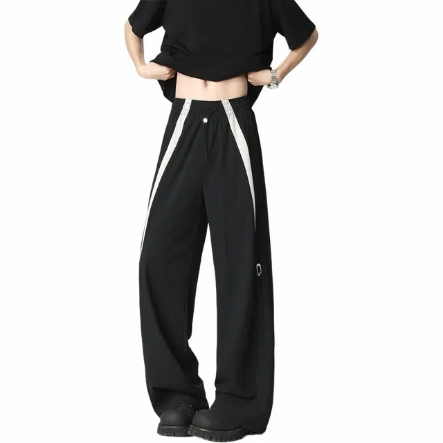 隐狼世家 垂感潮牌运动休闲裤 男款 黑色