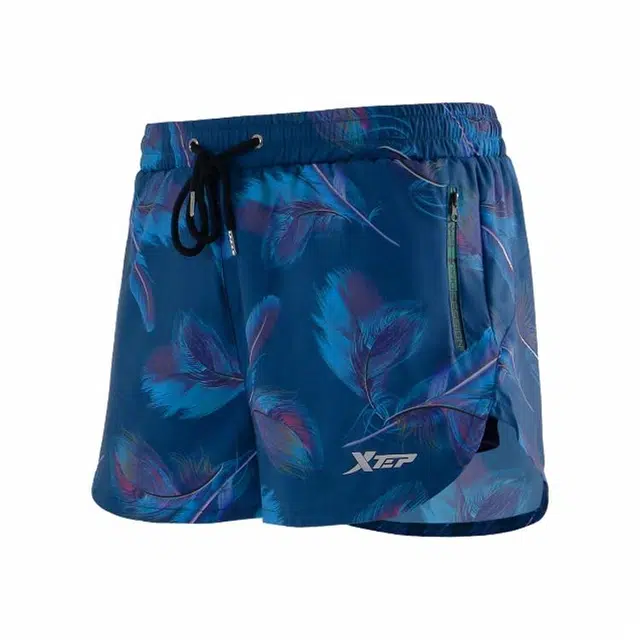 特步 满印羽毛印花双层防尴尬运动健身沙滩泳裤 男款 藏青色