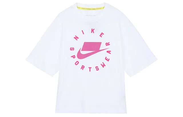 Nike Sportswear T