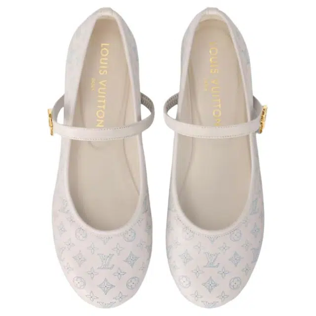 LOUIS VUITTON Romy