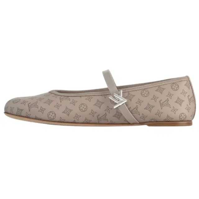 LOUIS VUITTON Romy