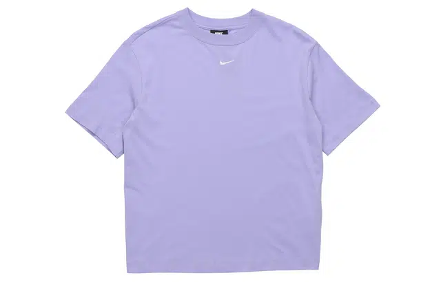 Nike Sportswear Essentials logoT