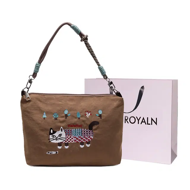 LOUIS ROYALN