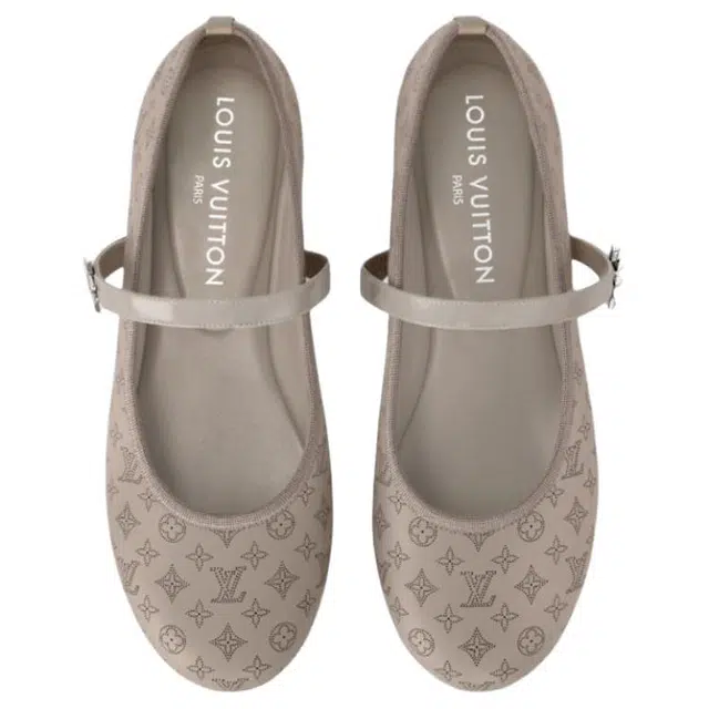 LOUIS VUITTON Romy