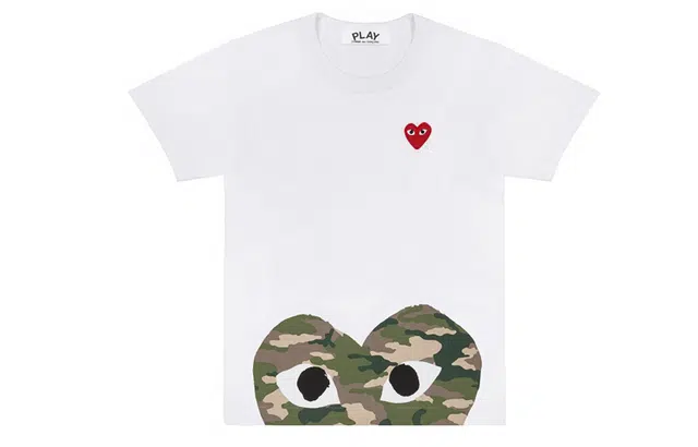 CDG Play Camouflage Edge Heart T