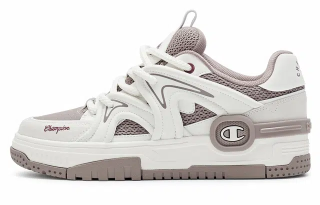 Champion Essentials Karst Skate Logo