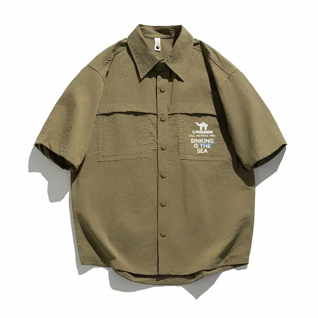 领航骆驼 宽松休闲运动简约纯色短袖衬衫 男款