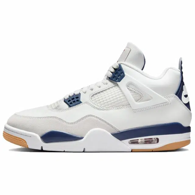 Nike SB x Air Jordan 4 "Navy"
