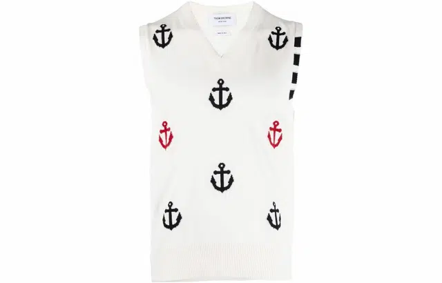 THOM BROWNE V