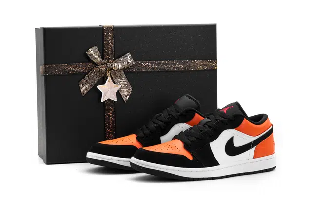 Jordan Air Jordan 1 Low Black White Orange