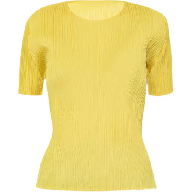 PLEATS PLEASE ISSEY MIYAKE T