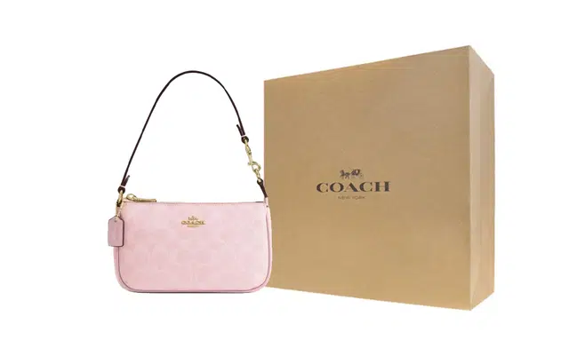 COACH Nolita 19