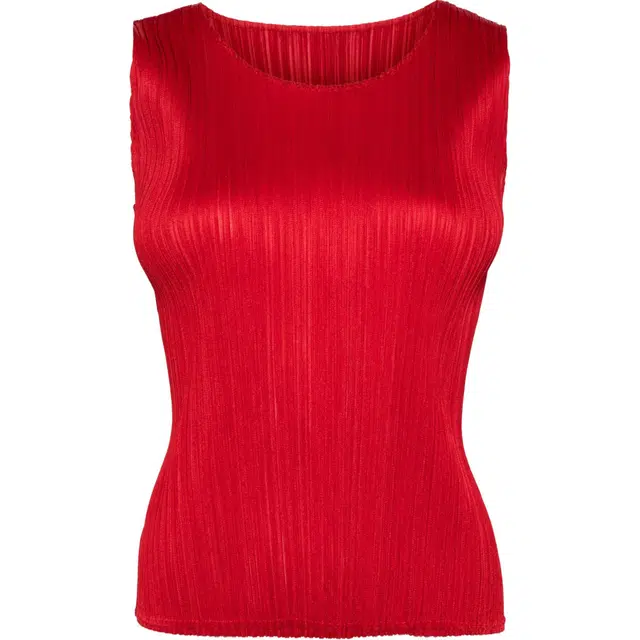 PLEATS PLEASE ISSEY MIYAKE