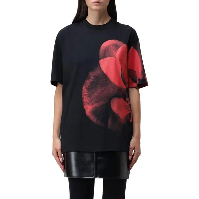 Alexander McQueen T