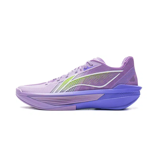 LiNing Ultra Light 2025