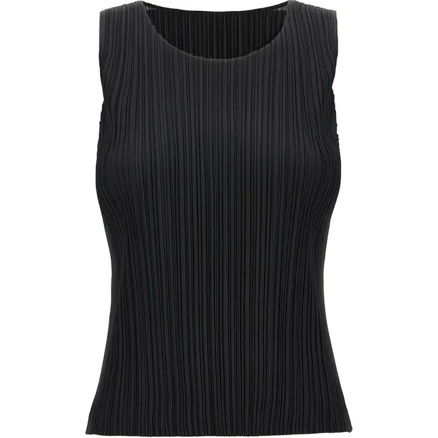 PLEATS PLEASE ISSEY MIYAKE