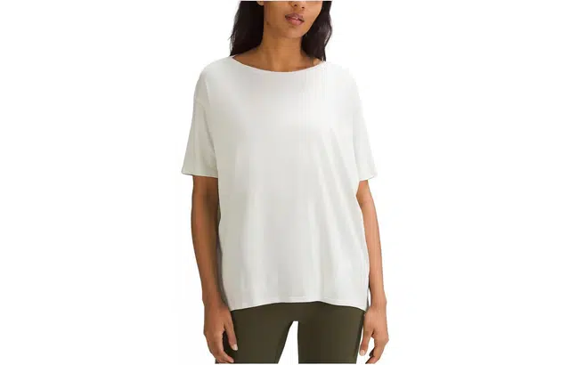 lululemon Back in Action T