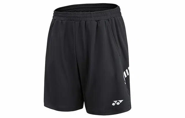 YONEX