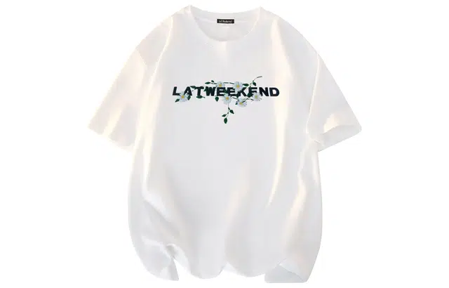 LA'T.WEEKEND LogoT
