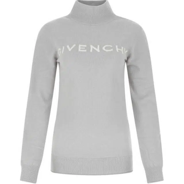GIVENCHY