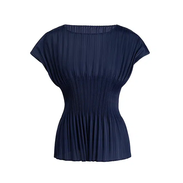 A LIFE ON THE LEFT T