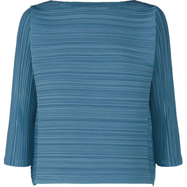 PLEATS PLEASE ISSEY MIYAKE T