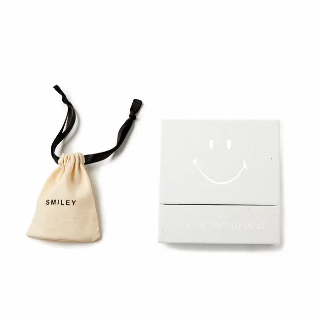 SMILEY 18K
