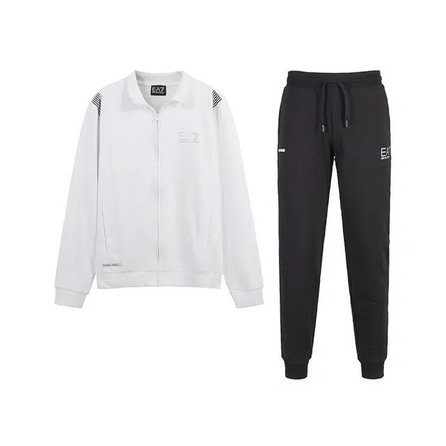 EMPORIO ARMANI EA7 SS24 Logo