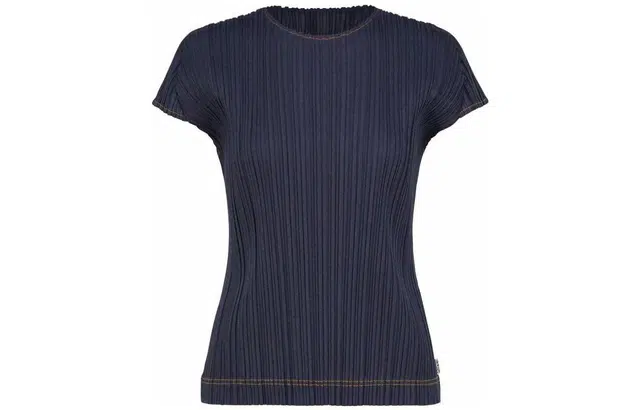 PLEATS PLEASE ISSEY MIYAKE T