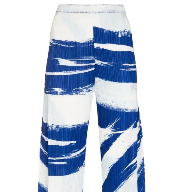 PLEATS PLEASE ISSEY MIYAKE FW22 Sky