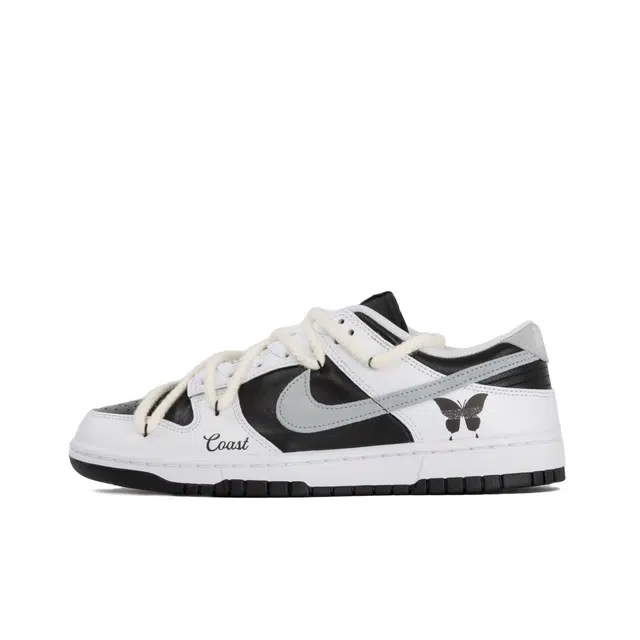 Nike Dunk Reverse Panda 2.0