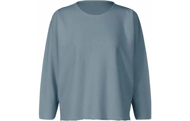 PLEATS PLEASE ISSEY MIYAKE