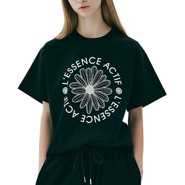 MARDI MERCREDI ACTIF T-SHIRT ACTIF EMBLEM_BLACK IVORY SS25T