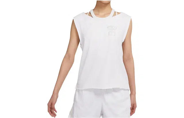Nike Standard Issue T