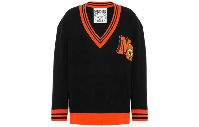 MOSCHINO SS22 v