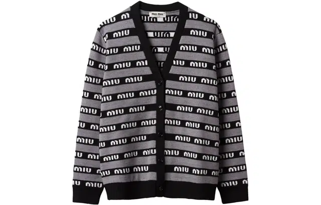 MIU MIU FW22 LogoV