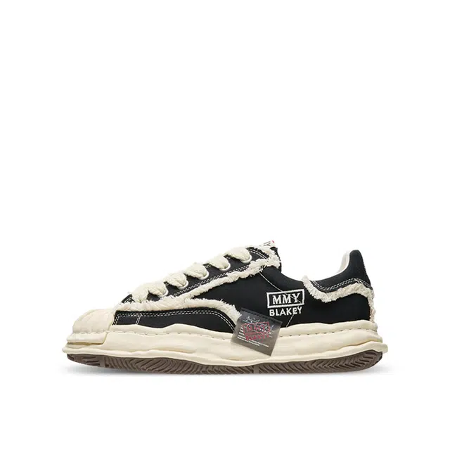 MIHARA YASUHIRO x xVESSEL