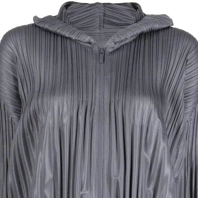 PLEATS PLEASE ISSEY MIYAKE SS23