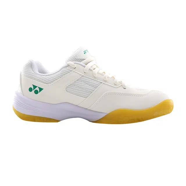 YONEX