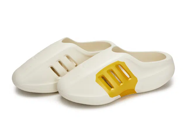 adidas originals adiFOM IIInfinity Mules 811