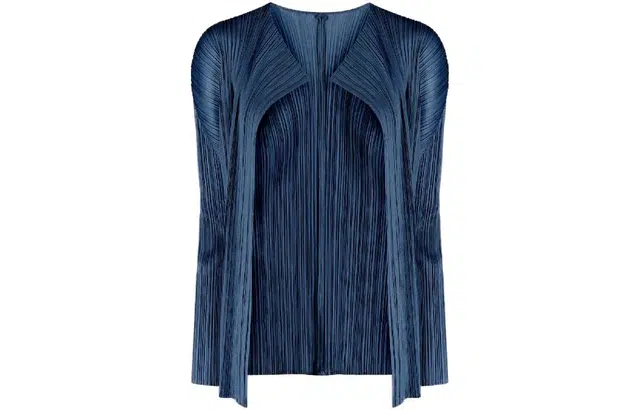 PLEATS PLEASE ISSEY MIYAKE