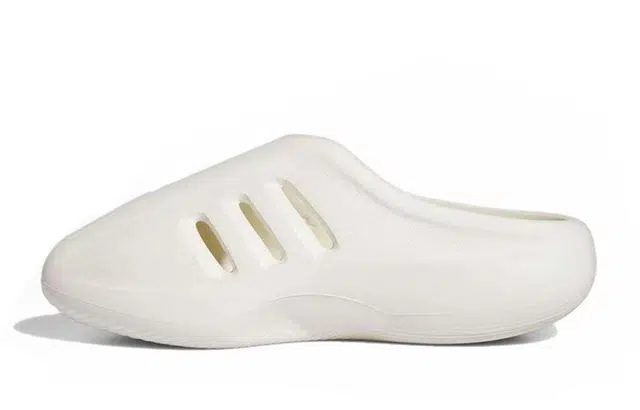 adidas originals adiFOM IIInfinity Mules 811