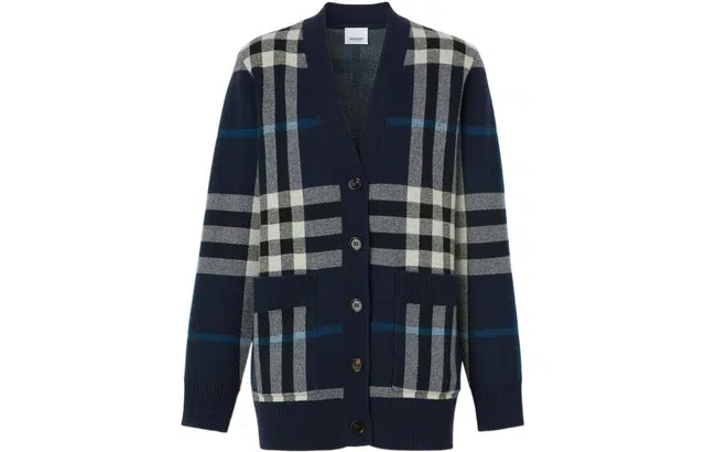 Burberry FW22 V