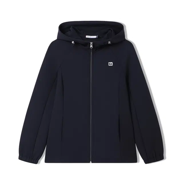 Elle Active