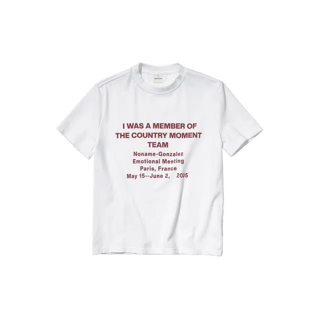 COUNTRY MOMENT T