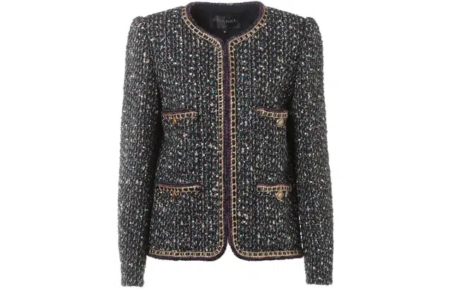 CHANEL FW21 Logo