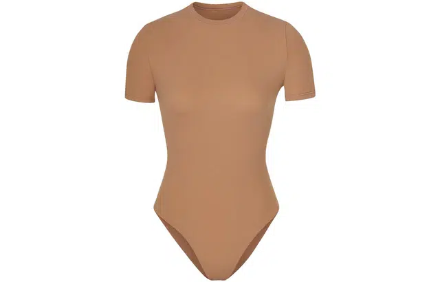 SKIMS FITS EVERYBODY T-SHIRT BODYSUIT SIENNA