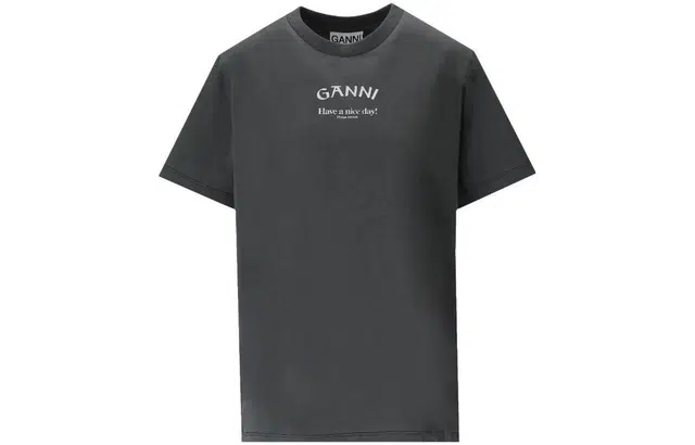 GANNI T
