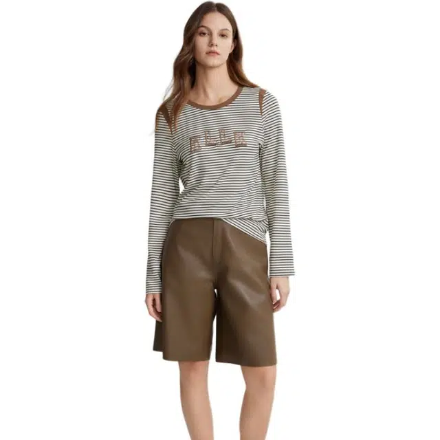 ELLE LOGO T